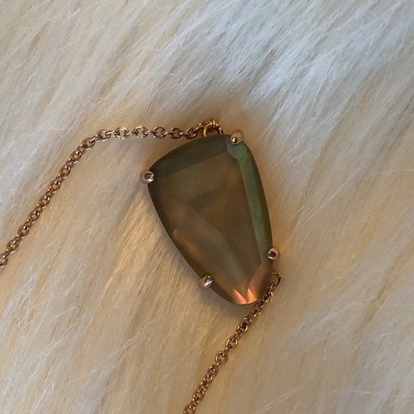 Kendra Scott Isla necklace - Picture 4 of 4